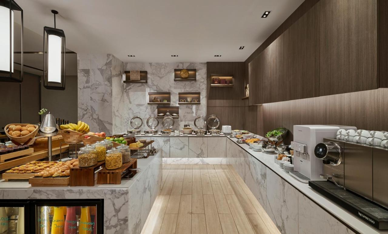 Pan Pacific Serviced Suites Kuala Lumpur Exteriér fotografie 3D rendering of a buffet